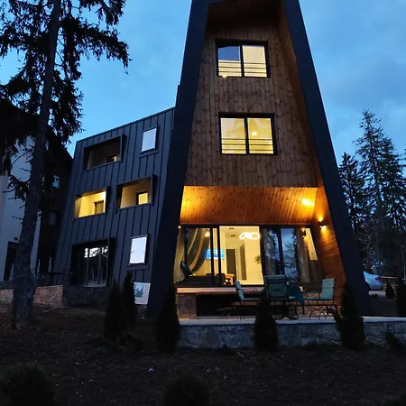 Plava Zlatar Lodge *